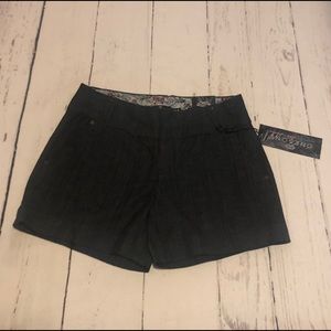 Rinse denim shorts NWT